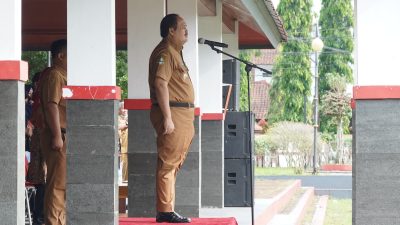 Perdana Masuk Kerja di 2024, Bupati Pangandaran Pimpin Apel Gabungan ASN