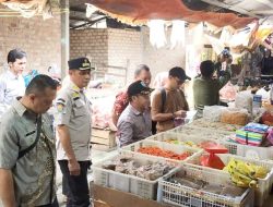 Pastikan Stok dan Harga Sembako Jelang Ramadhan, TPID OKU Selatan Sidak Pasar 
