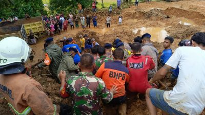 Update: Tiga Orang Meninggal Dunia Pascabanjir dan Longsor di Padang Pariaman