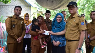 Pj Bupati OKI Jadi Bapak Asuh Anak Stunting