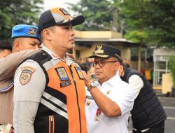 Pj Wali Kota Bekasi Pimpin Apel Pelepasan Personil Operasi Ketupat Jaya 2024