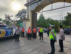 Ratusan Personil Polres OKU Selatan Amankan Shalat ID di Kecamatan Muaradua