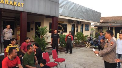 Piluuu !!! Isak Tangis Orang Tua, Saat Polsek Tarumajaya pulangkan belasan Remaja yang Tawuran usai di lakukan Pembinaan