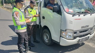 Antisipasi Kejahatan 3C, Personil Polsek Simpang Polres OKU Selatan Gelar Patroli KRYD