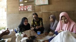 Ekspor Batik Aromaterapi Tingkatkan Kesejahteraan Perajin Perempuan Madura