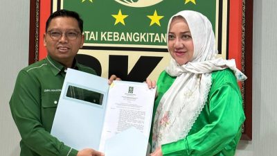 Jago Strategi, Hj Ratna Machmud Diganjar Surat Rekomendasi Partai PKB