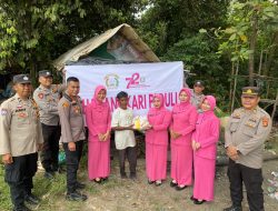 Hari Bhayangkara Ke-78,Polsek Talang Ubi Adakan Baksos Pembagian Sembako Kepada Masyarakat Kurang Mampu