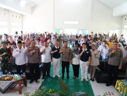 Polri peduli sesama, Polres Metro Bekasi gelar Bakti kesehatan sambut Hari Bhayangkara ke-78 di SLB Negeri Serang Baru