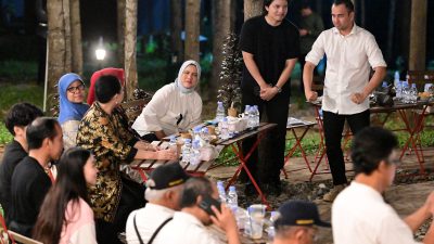 Presiden Jokowi dan Ibu Iriana Ajak Pemengaruh Makan Malam di Glamping IKN