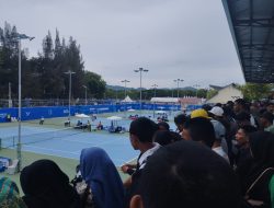 Masyarakat Antusias Nikmati Pertandingan Semifinal Tenis PON 2024