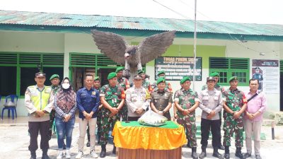 Personil Polres OKU Selatan Datangi Mako Koramil Rayakan HUT TNI Ke-79