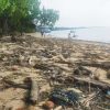 Wisata Pantai Army Dock Morotai Dipenuhi Kotoran Sampah