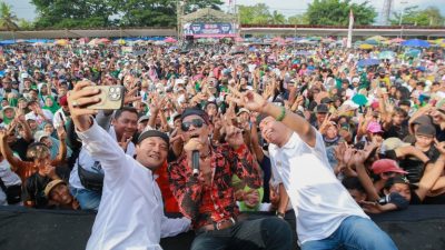 Ribuan Pendukung Paslon 02 Ali Ali  Padati RTH Blambangan Agenda Kampanye Akbar